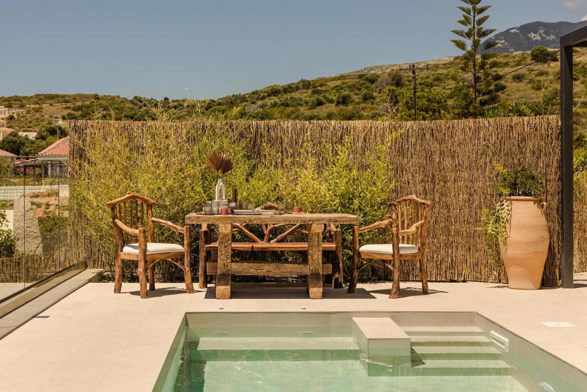 Hilaritas Luxury Suites Sea View, Private Pool & Jacuzzi Paradise Ratzaklíon Zewnętrze zdjęcie