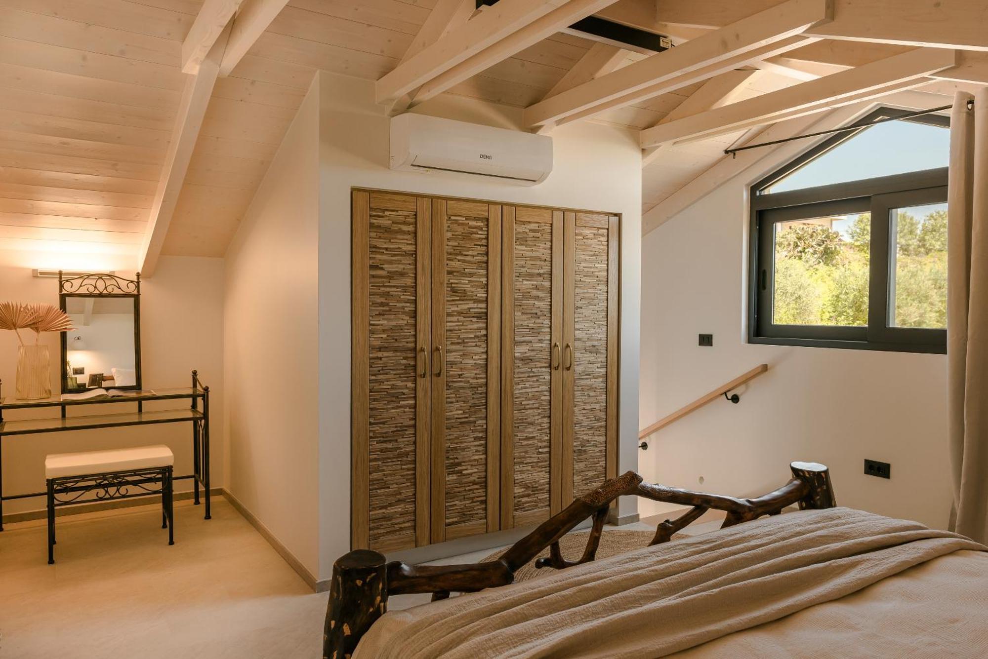 Hilaritas Luxury Suites Sea View, Private Pool & Jacuzzi Paradise Ratzaklíon Zewnętrze zdjęcie