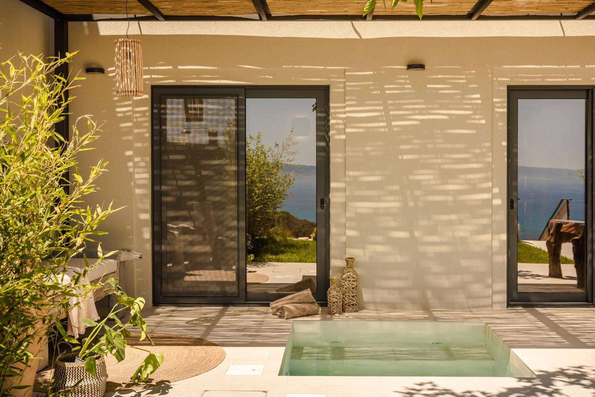 Hilaritas Luxury Suites Sea View, Private Pool & Jacuzzi Paradise Ratzaklíon Zewnętrze zdjęcie
